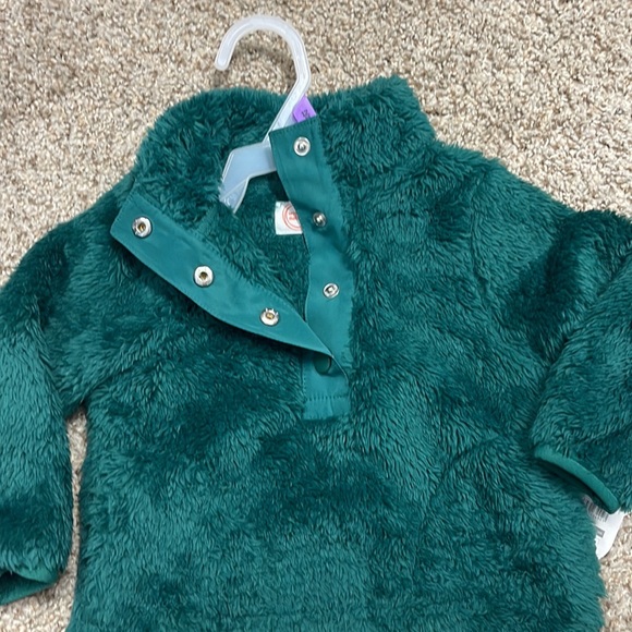 NIB Emerald Green Fleece Pullover 💚 baby sz 12 months - Picture 2 of 4